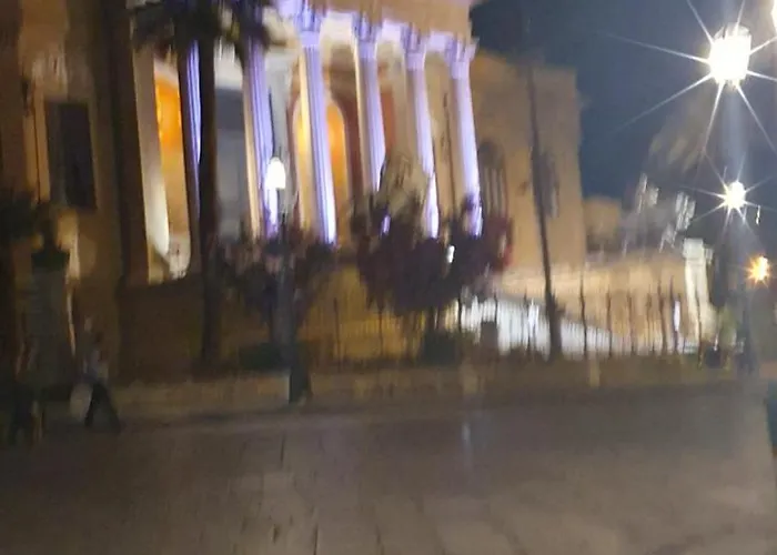 La Maison De La Sicile * Palermo